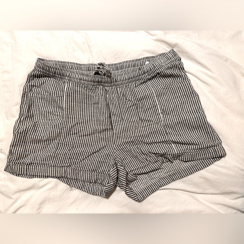 Old Navy High Rise Pinstripe Drawstring Shorts